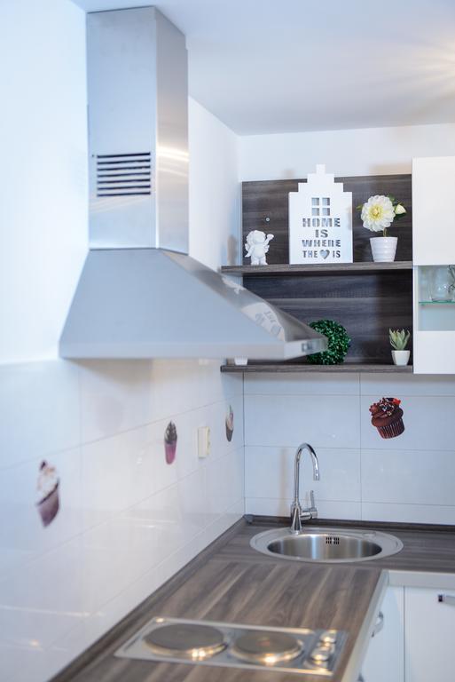 Ema Apartma